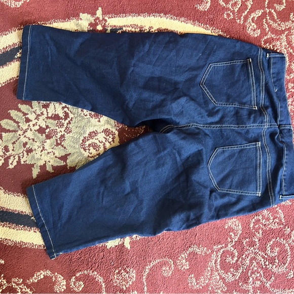 One5one woman’s jeans capris- size 14W - new or like new - Picture 7 of 7